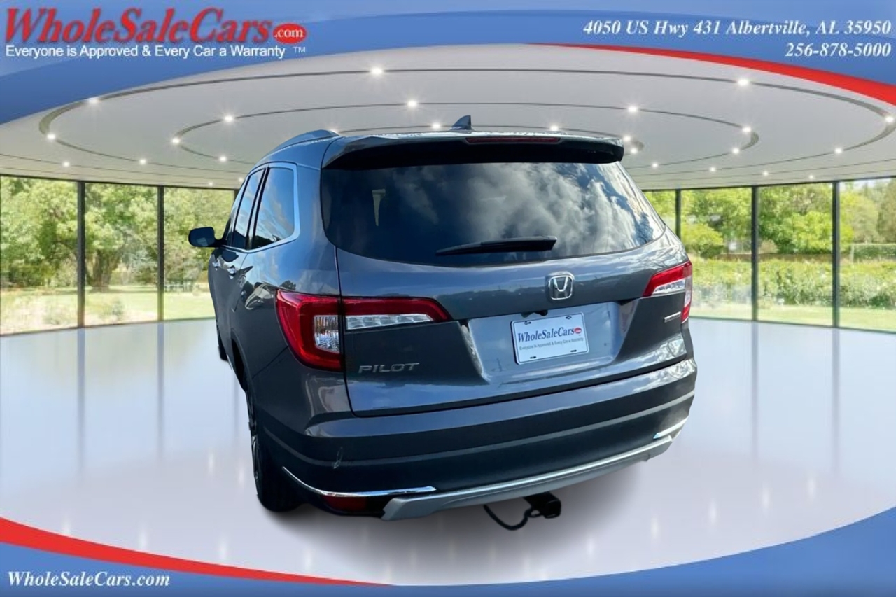 Honda Pilot Touring 4D SUV FWD w/CapChrs 2022