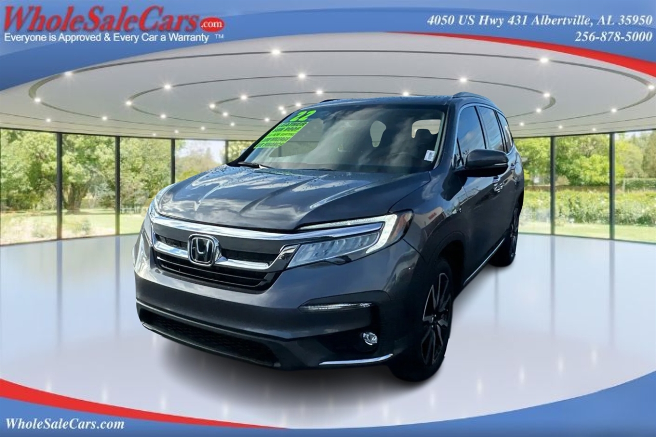Honda Pilot Touring 4D SUV FWD w/CapChrs 2022