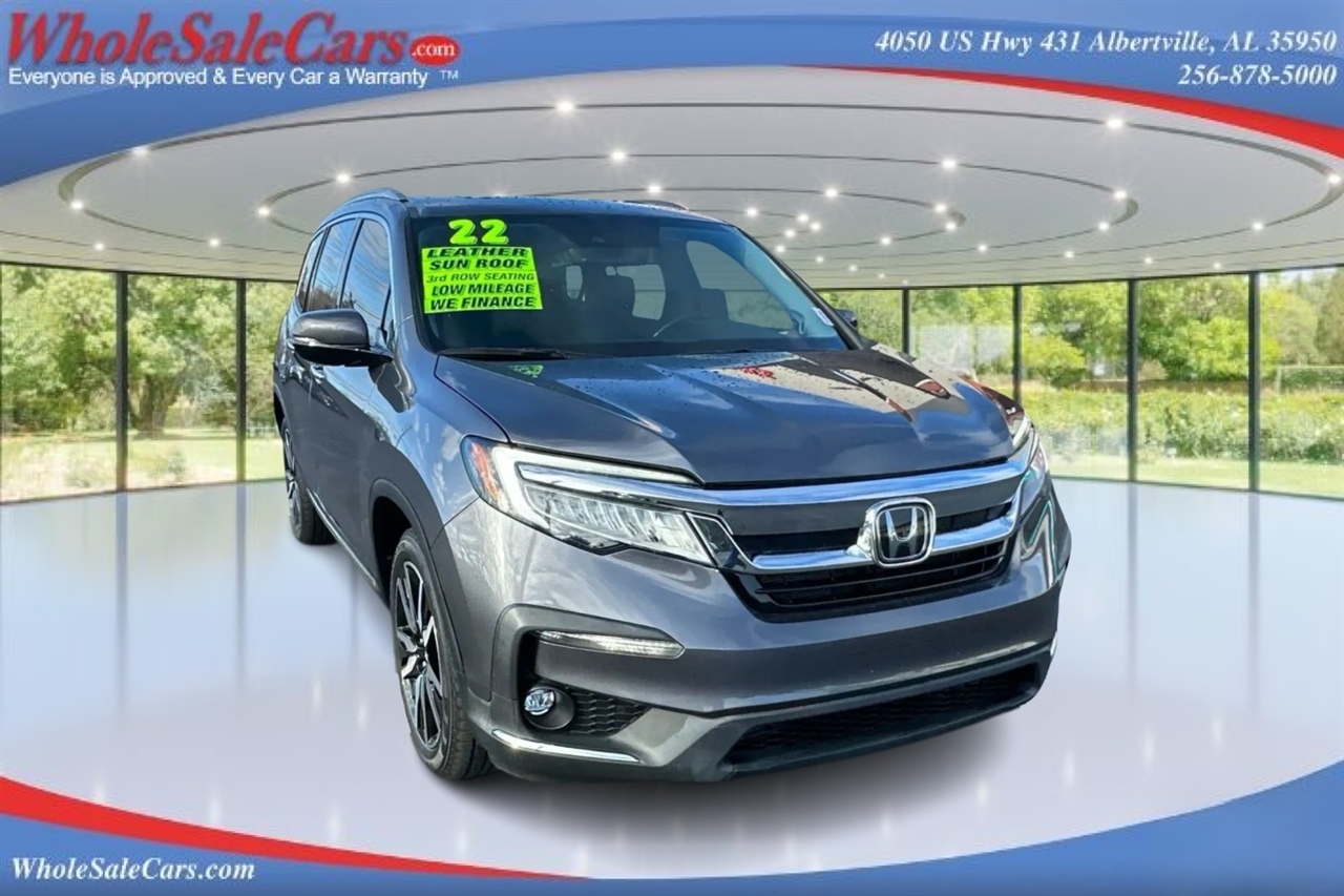 Honda Pilot Touring 4D SUV FWD w/CapChrs 2022
