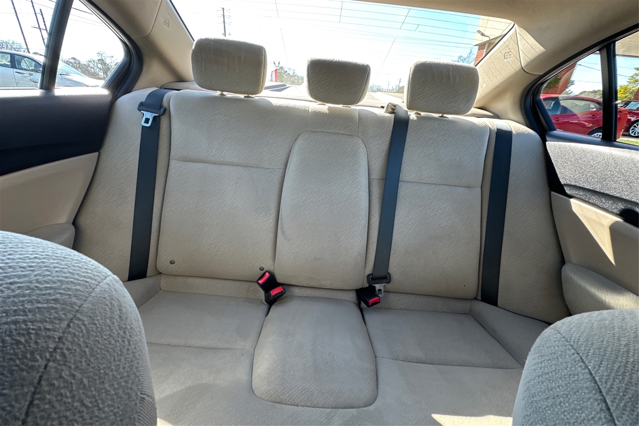 Honda Civic 4-Door Sedan 2013