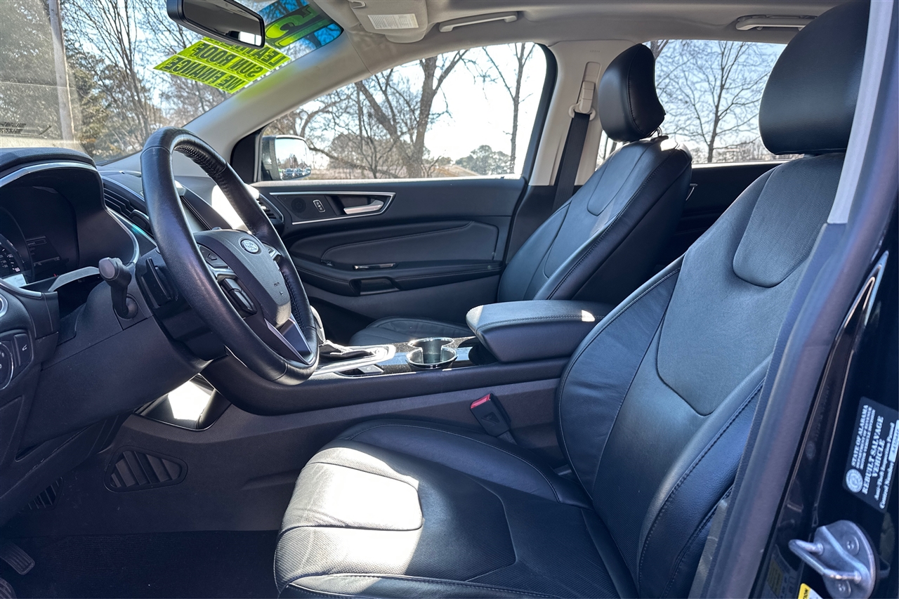 Ford Edge Titanium 4D SUV FWD 2015