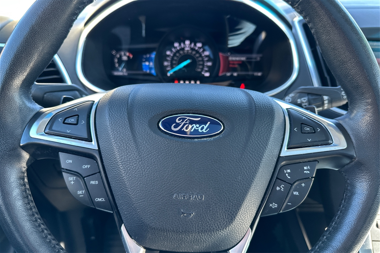 Ford Edge Titanium 4D SUV FWD 2015