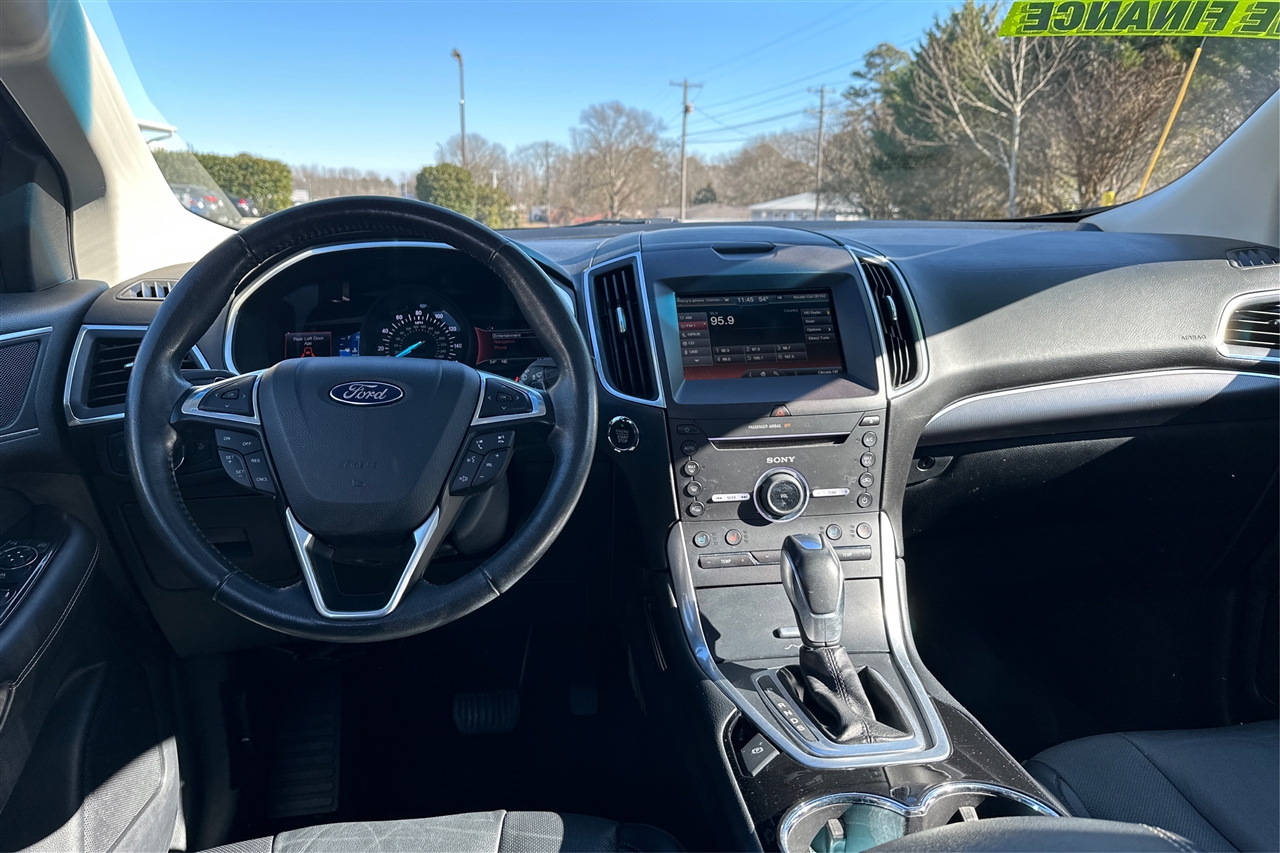 Ford Edge Titanium 4D SUV FWD 2015