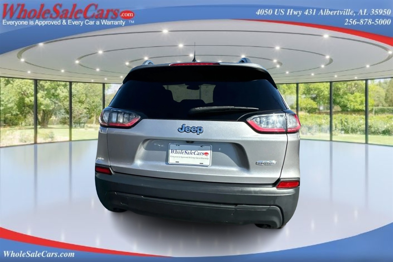 Jeep Cherokee Latitude 4D SUV FWD 2019