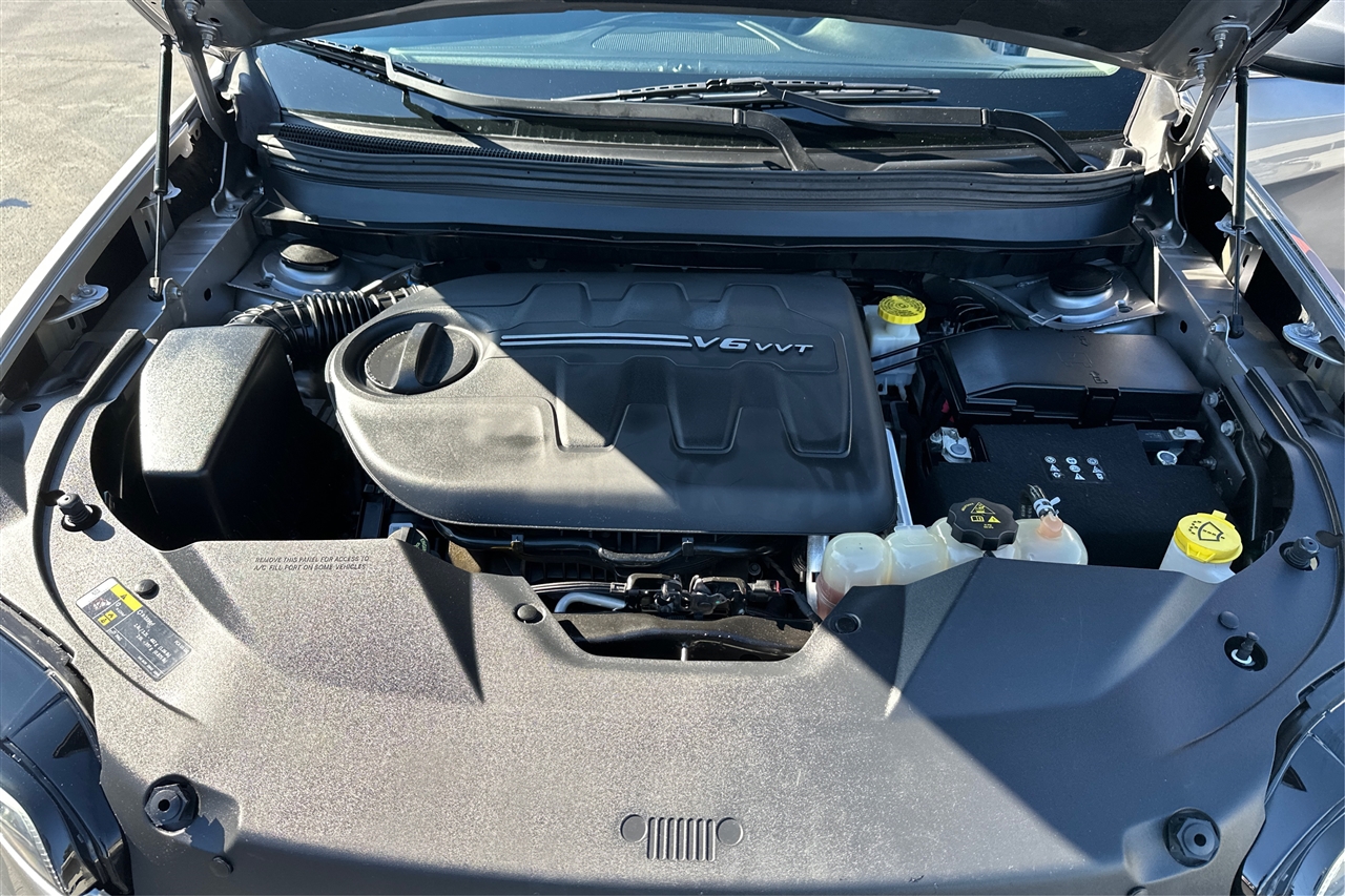 Jeep Cherokee Latitude 4D SUV FWD 2019