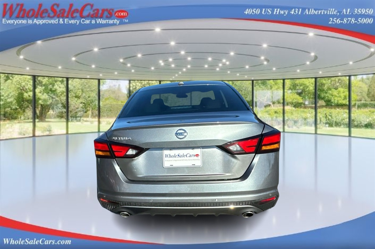 Nissan Altima SR 4D Sedan 2.5 2021