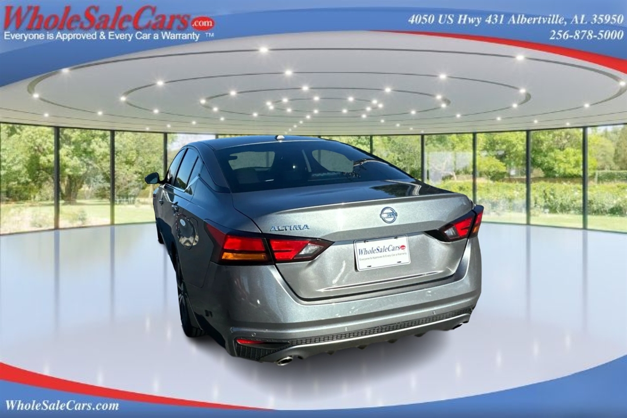 Nissan Altima SR 4D Sedan 2.5 2021