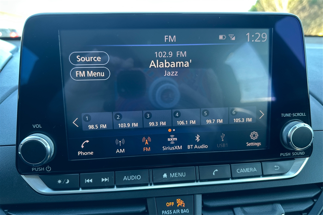 Nissan Altima SR 4D Sedan 2.5 2021