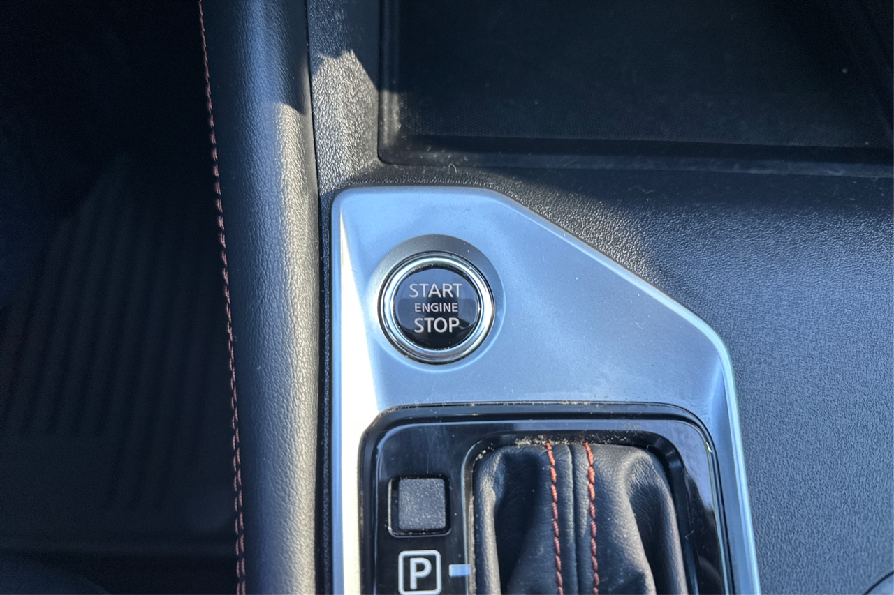 Nissan Altima SR 4D Sedan 2.5 2021