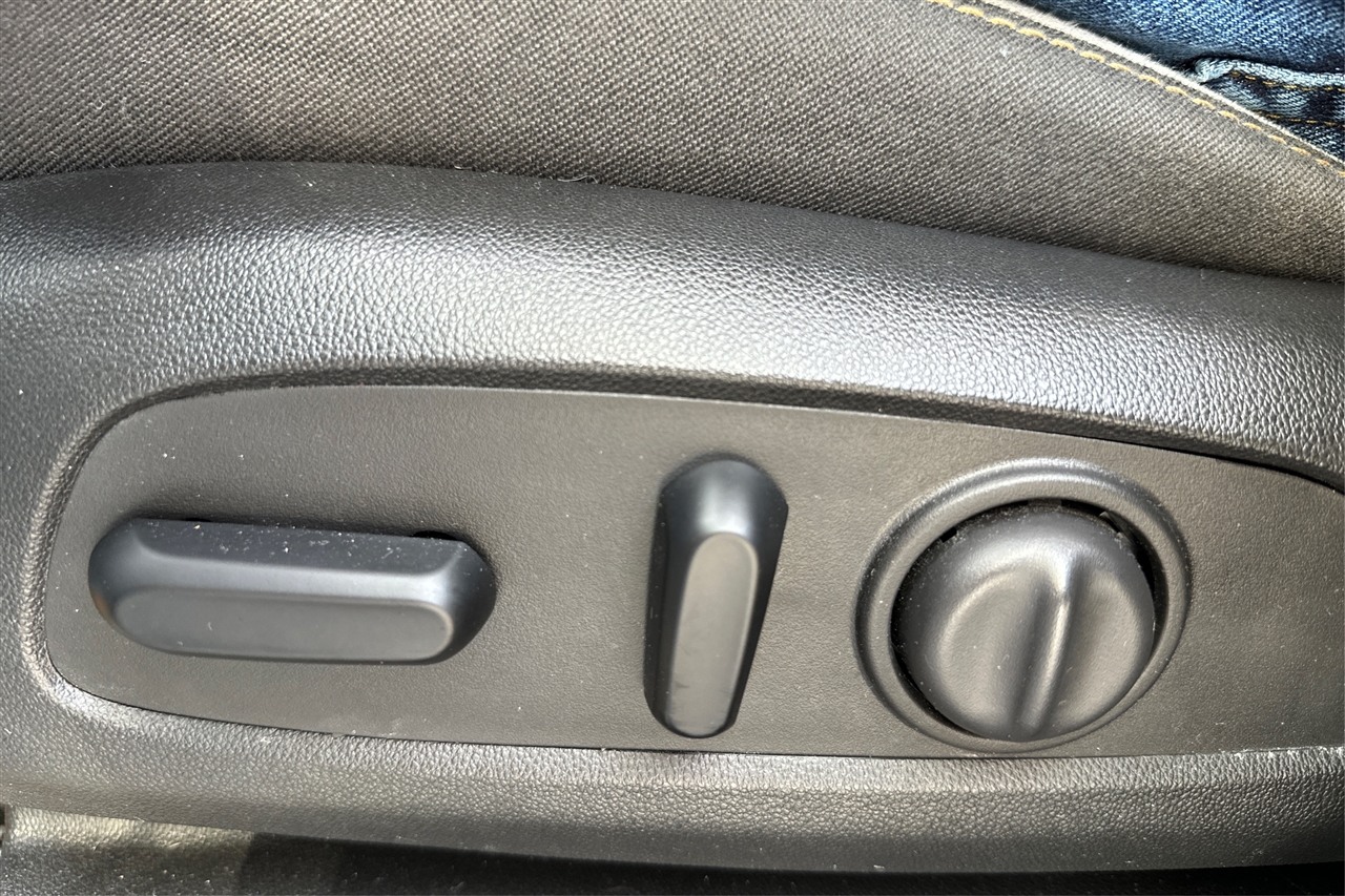 GMC Terrain SLE 4D SUV FWD 2020