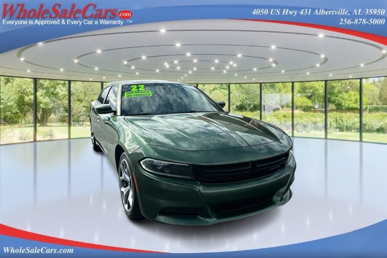 Dodge Charger SXT 4D Sedan 2022