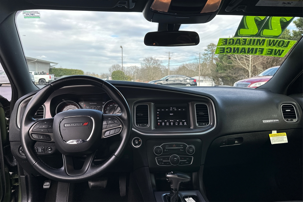Dodge Charger SXT 4D Sedan 2022
