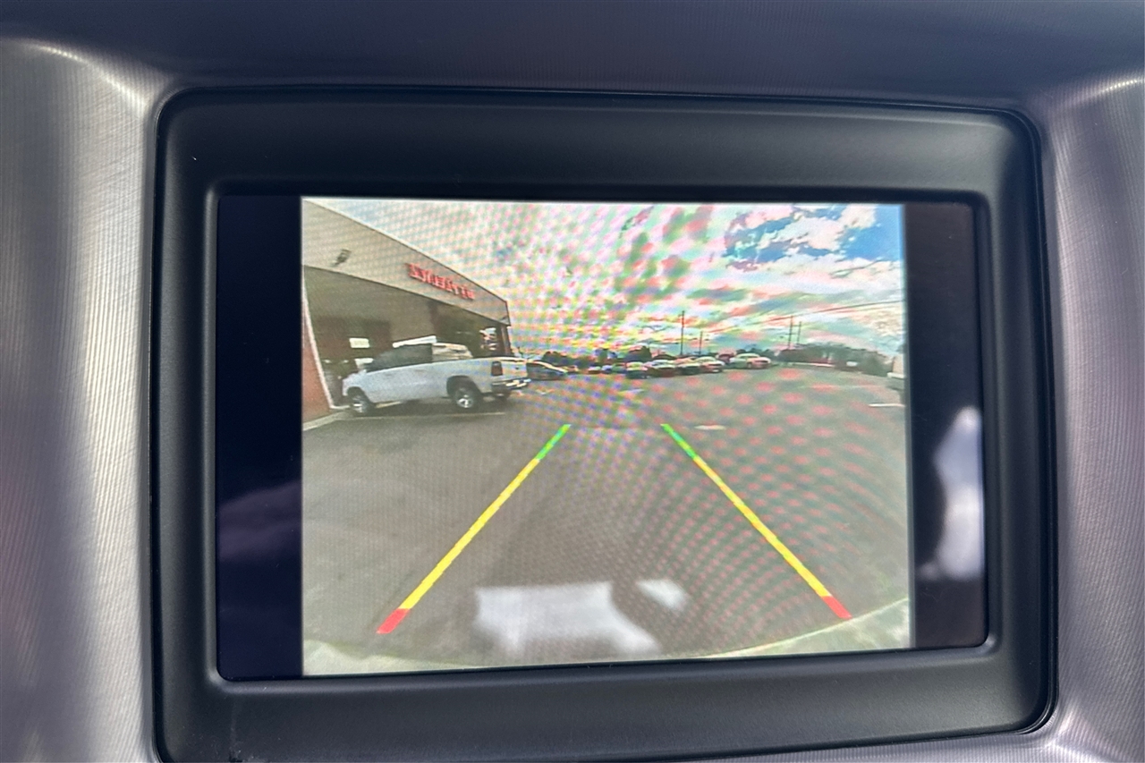 Dodge Charger SXT 4D Sedan 2022