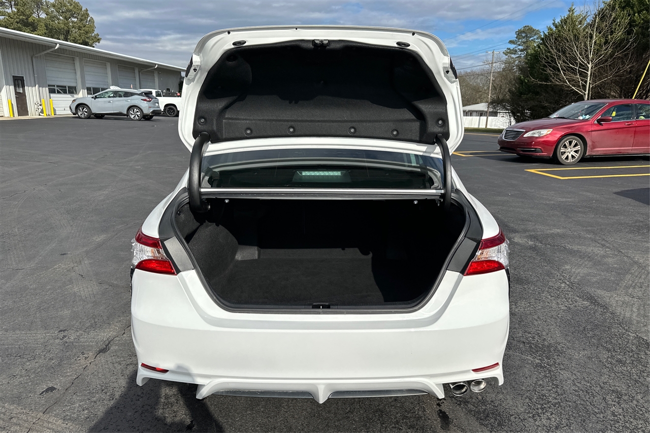 Toyota Camry SE 4D Sedan 2020