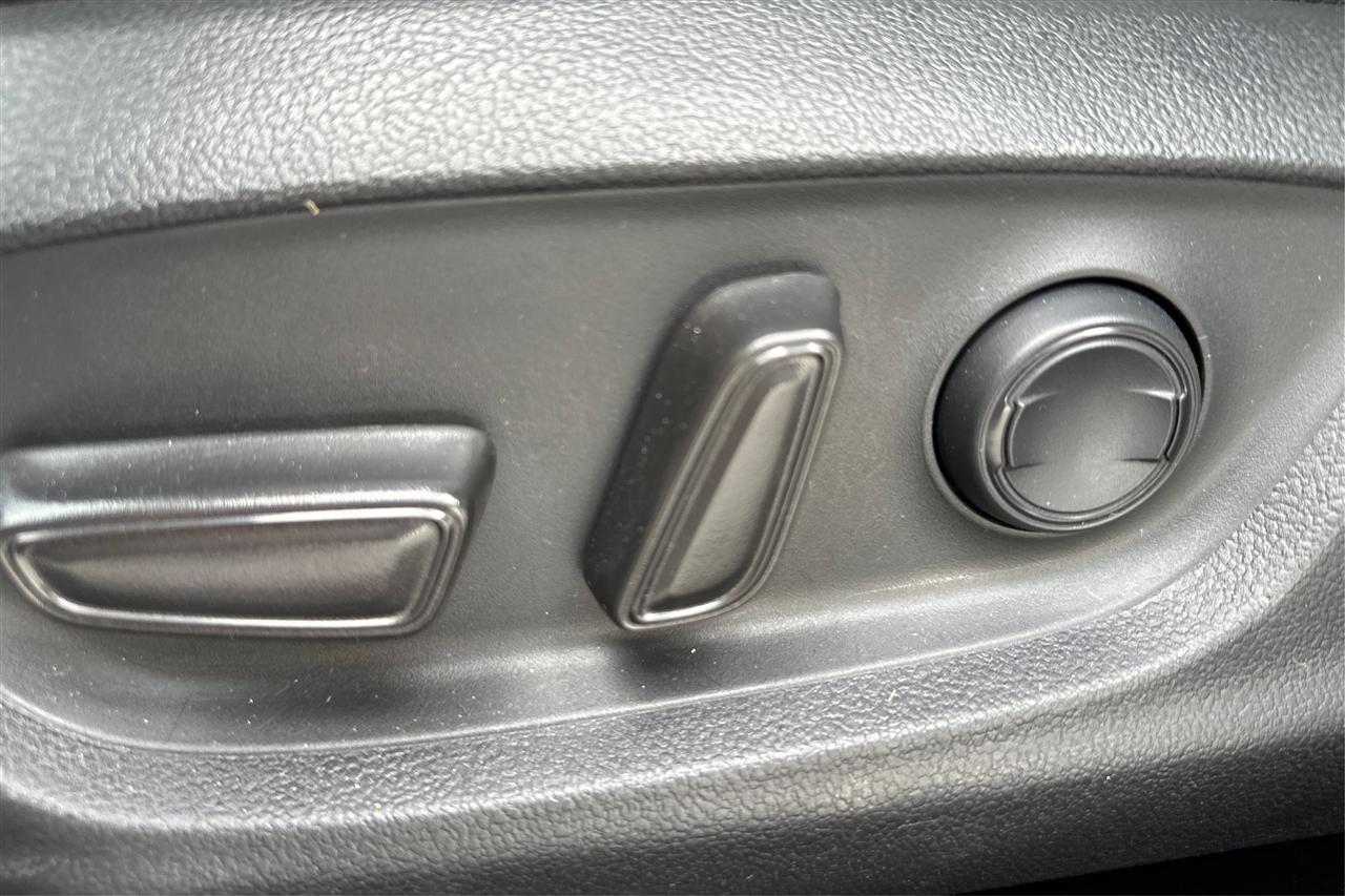 Toyota Camry SE 4D Sedan 2020