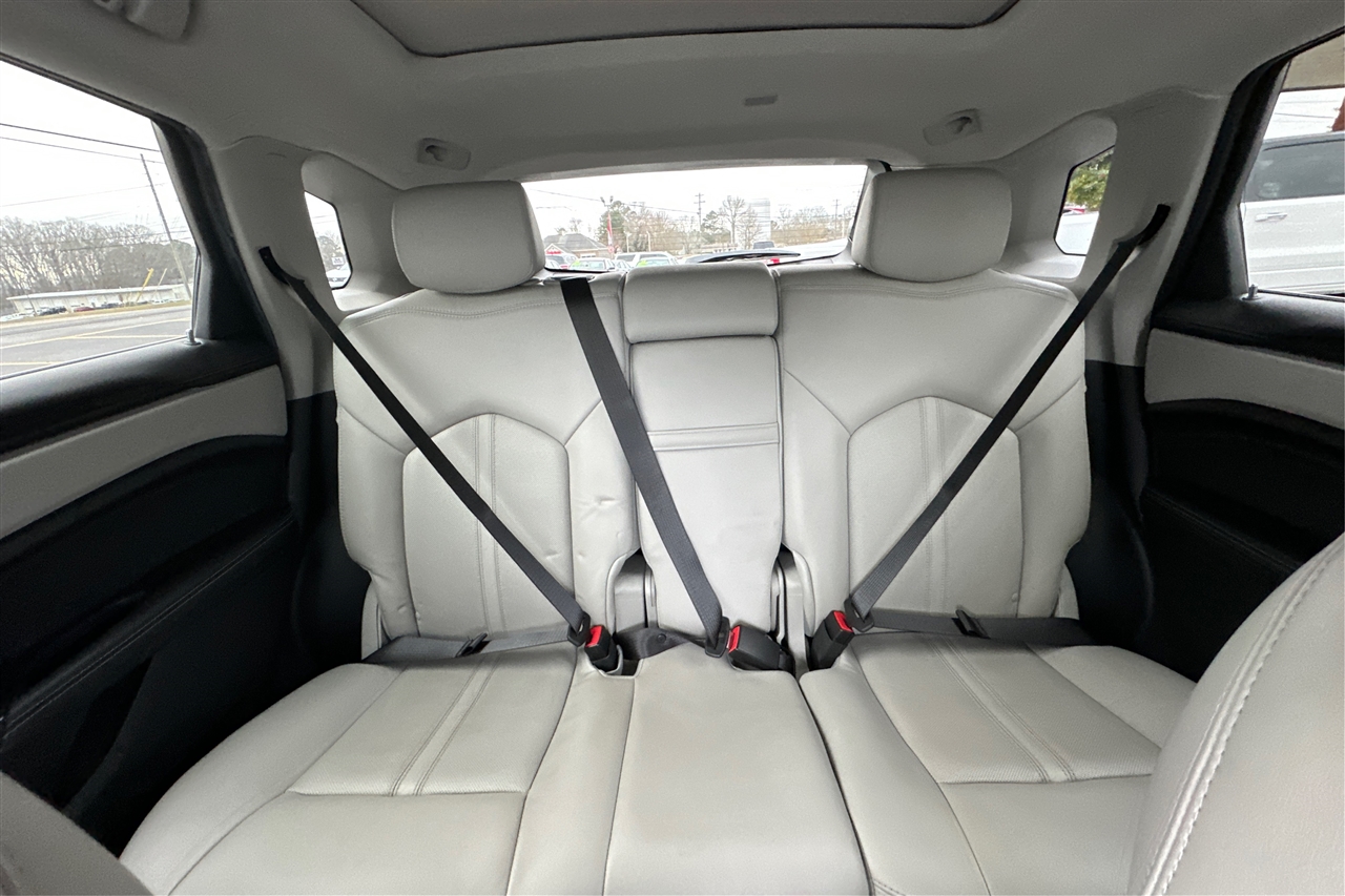 Cadillac SRX Performance 4D SUV FWD 2014