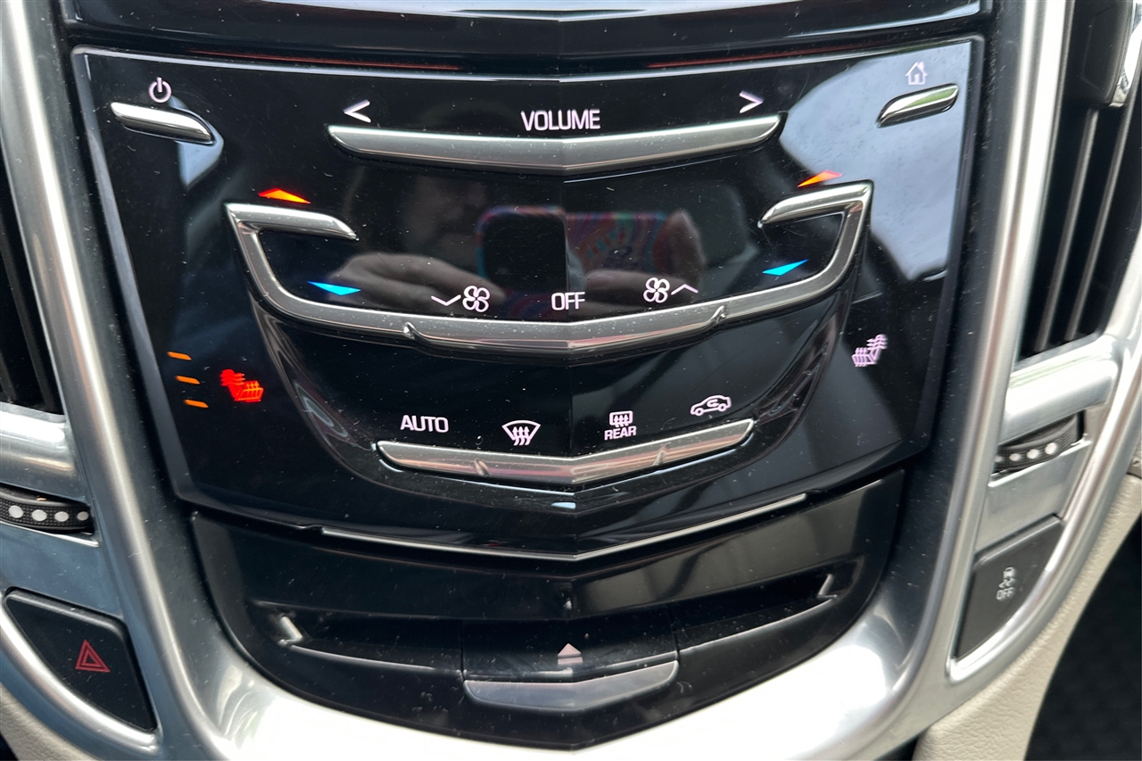 Cadillac SRX Performance 4D SUV FWD 2014