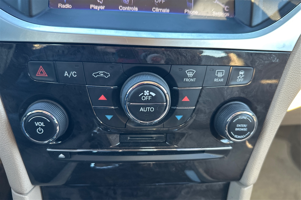 Chrysler 300 Base 4D Sedan 2013