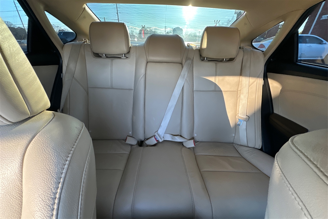 Toyota Avalon Limited 4D Sedan 2015