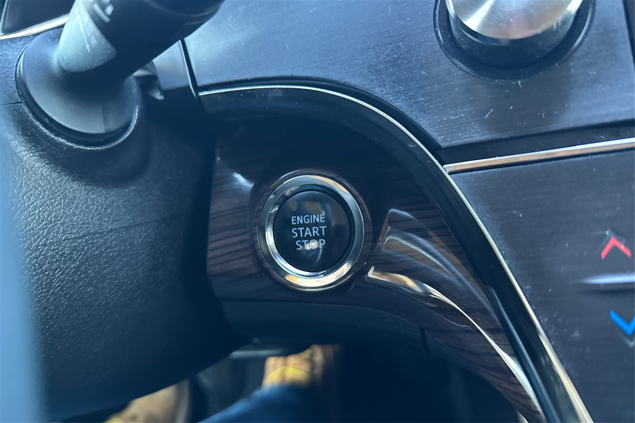 Toyota Avalon Limited 4D Sedan 2015