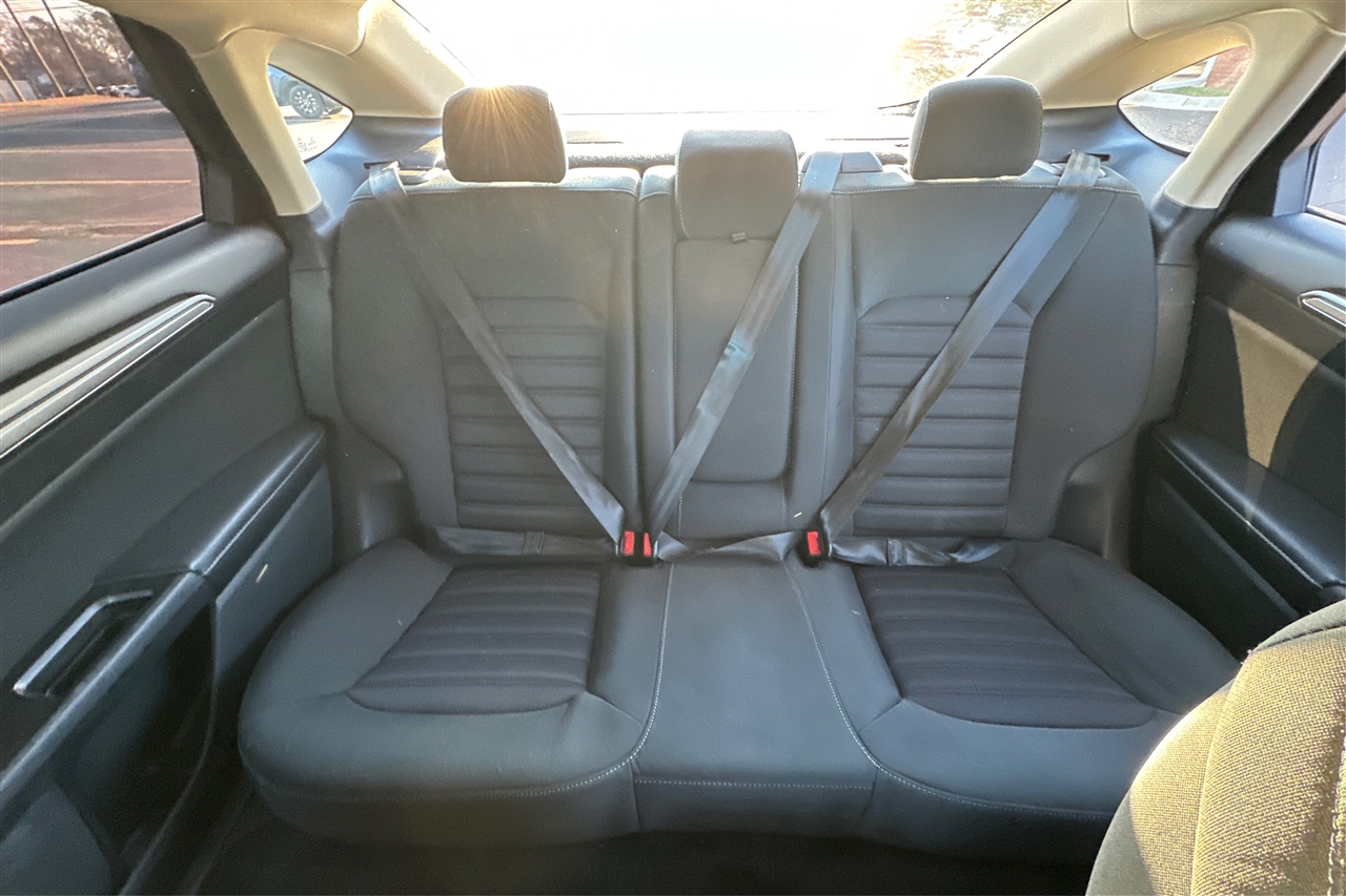 Ford Fusion SE 4D Sedan 2017