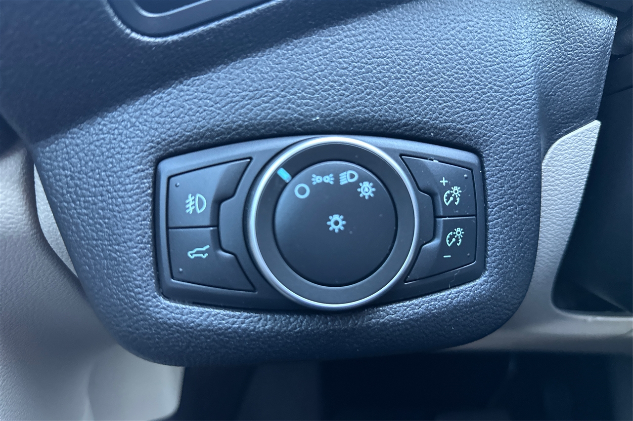 Ford Escape SE 4D SUV FWD 2019