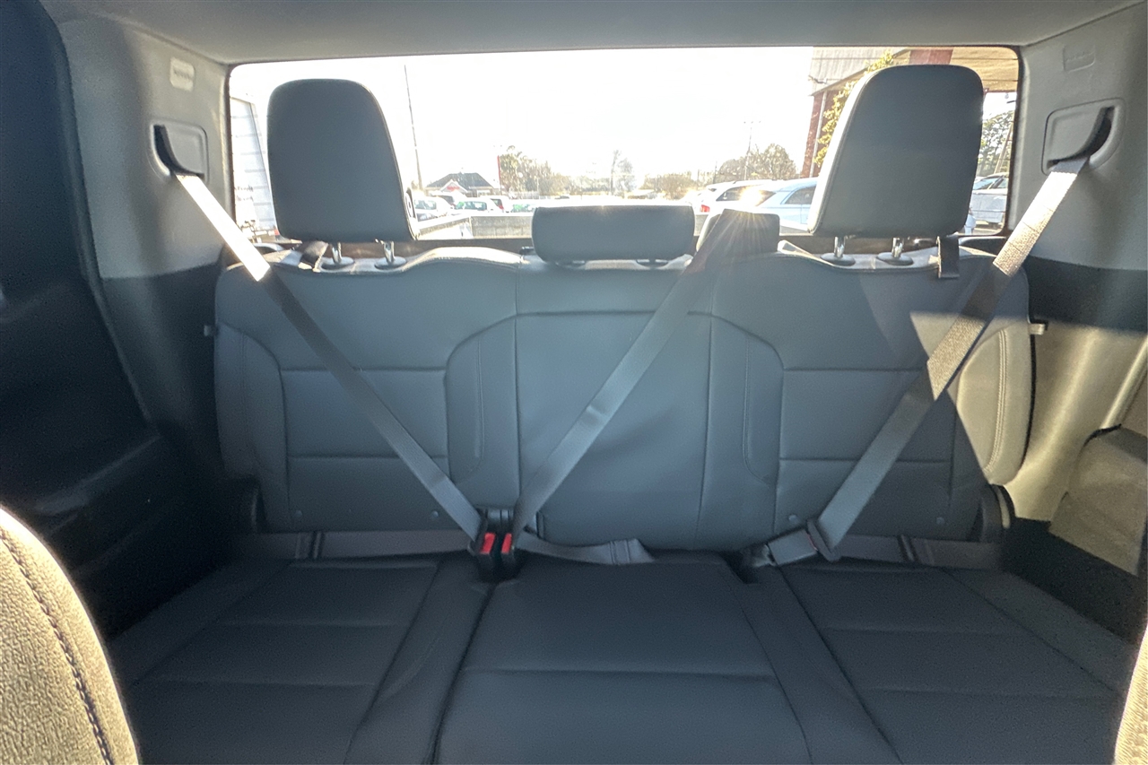 Chevrolet Silverado 1500 Work Truck 1WT Crew Cab 4WD 2023