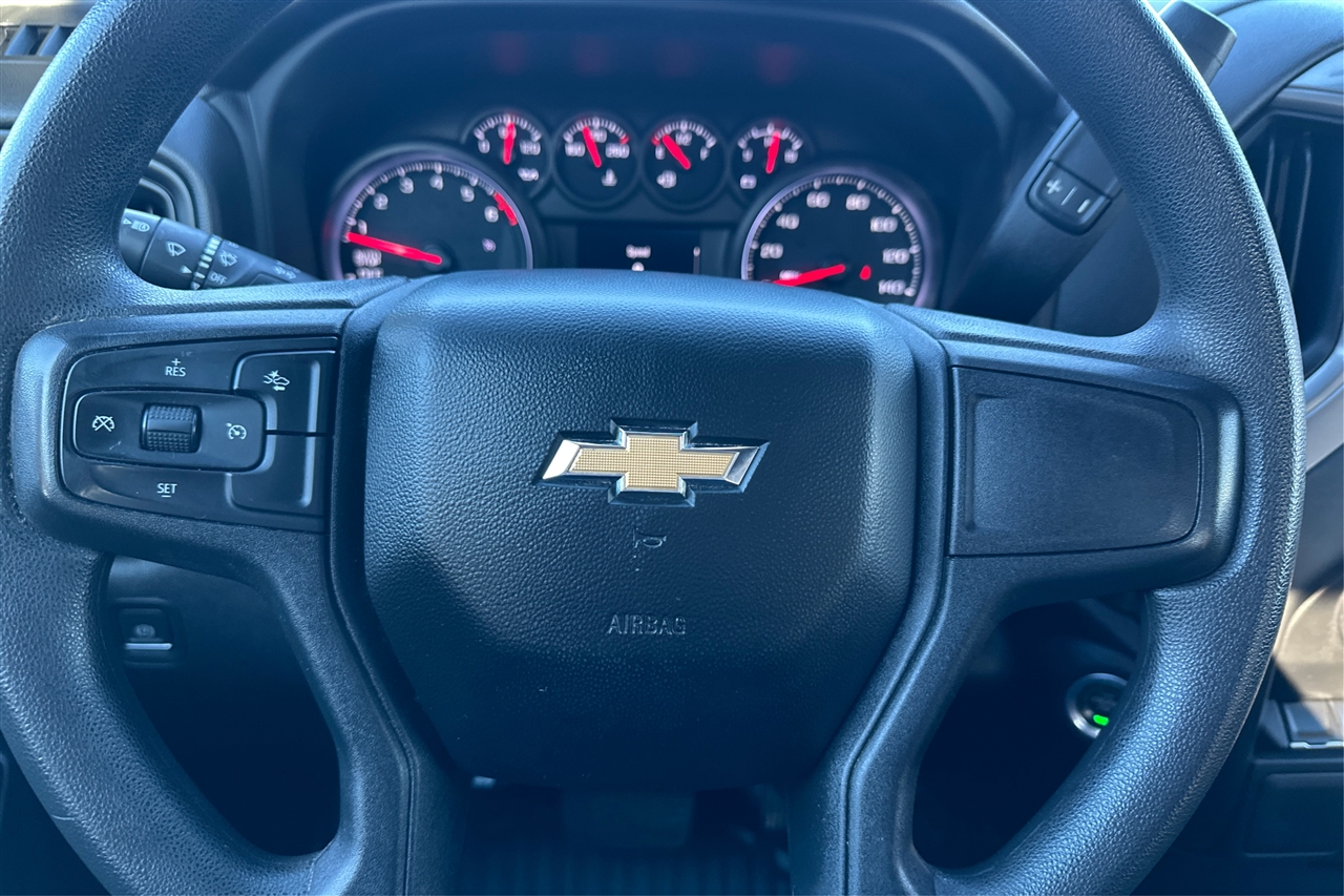 Chevrolet Silverado 1500 Work Truck 1WT Crew Cab 4WD 2023