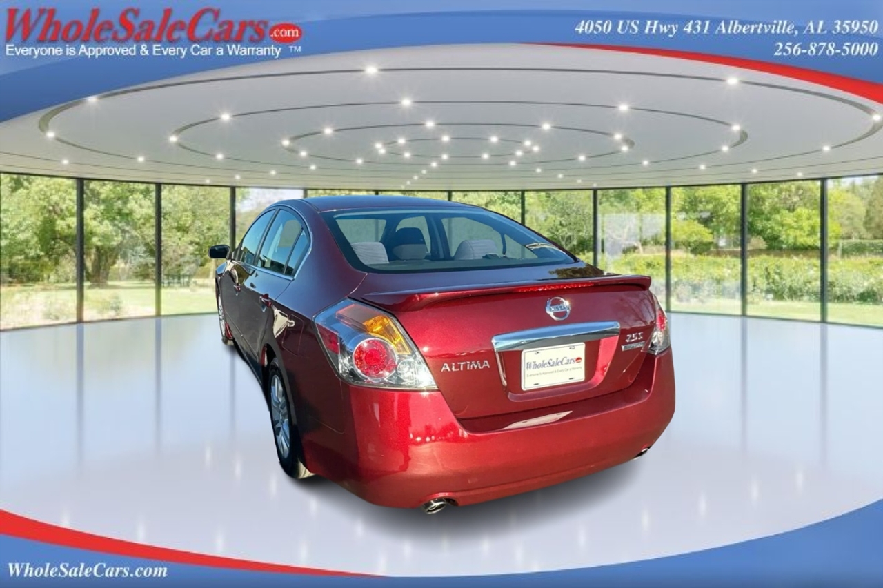 Nissan Altima S 4D Sedan 2011