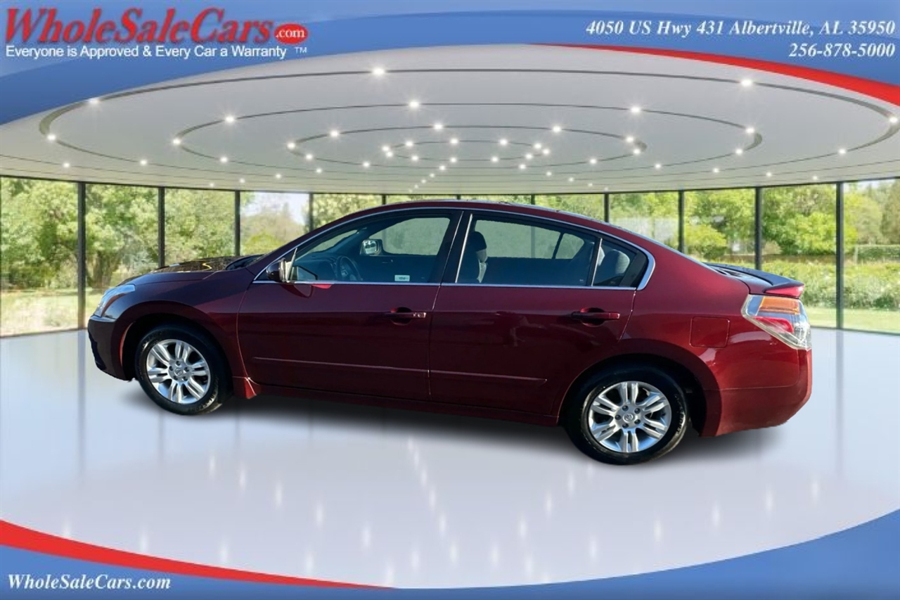 Nissan Altima S 4D Sedan 2011