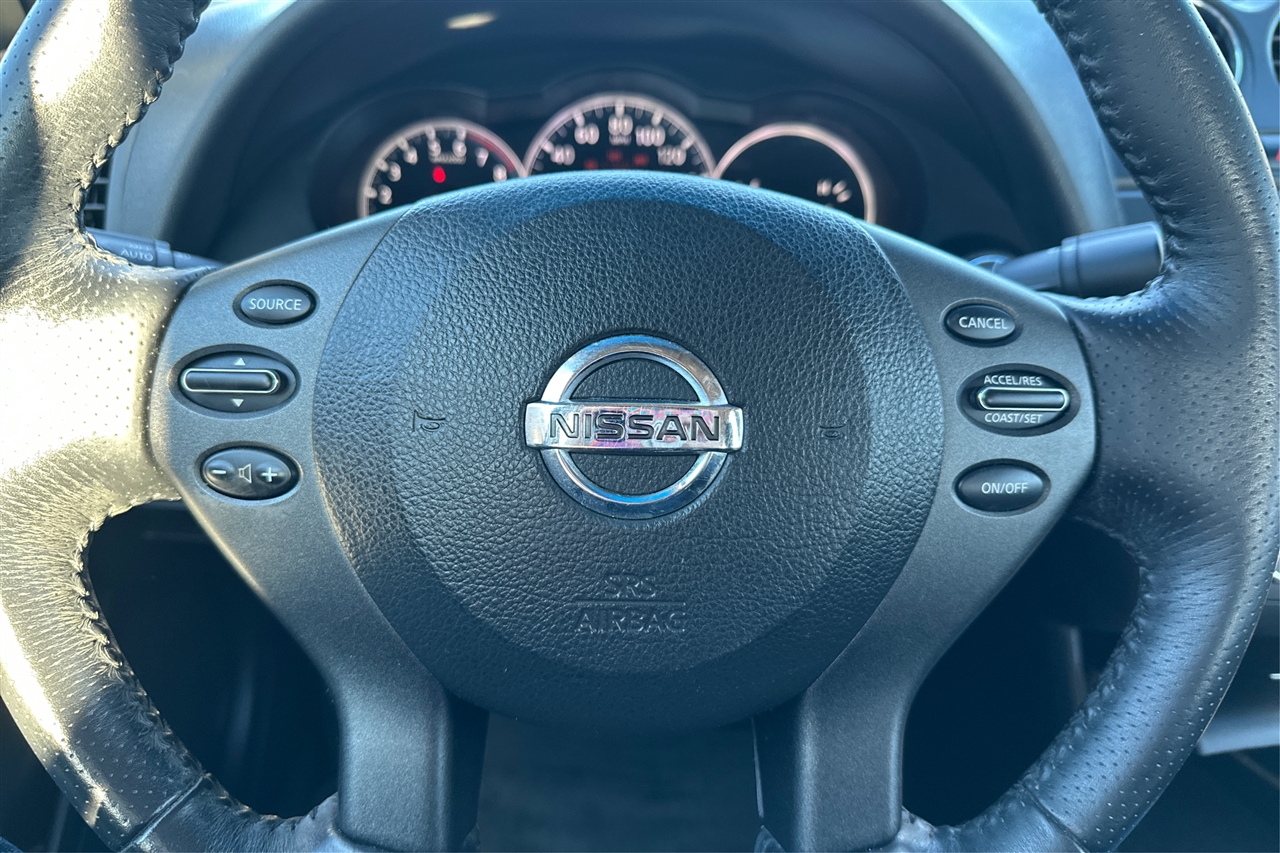 Nissan Altima S 4D Sedan 2011