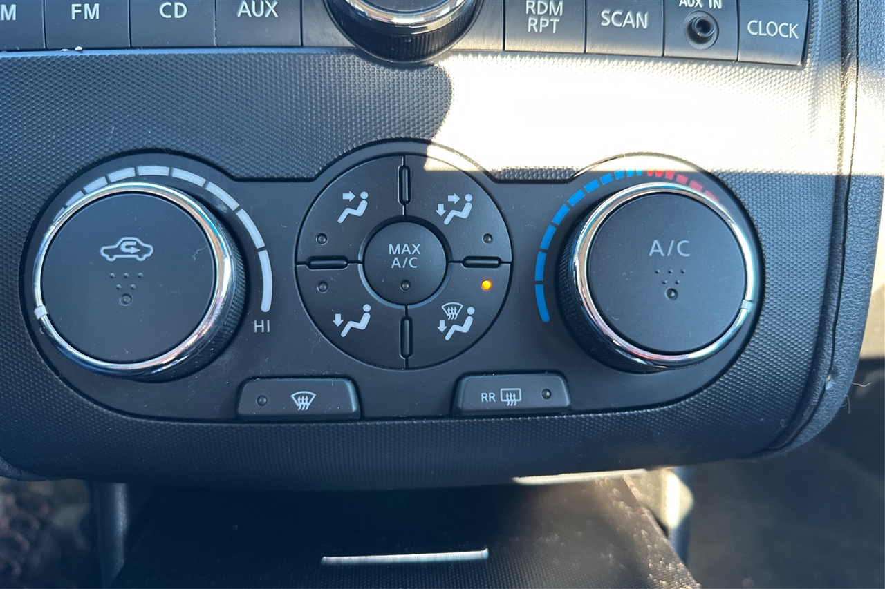 Nissan Altima S 4D Sedan 2011