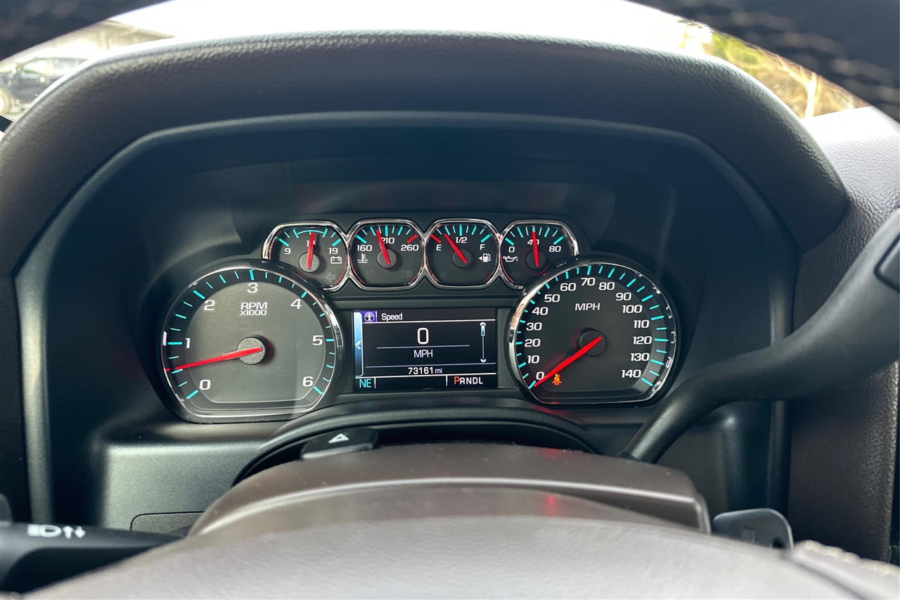 Chevrolet Silverado 1500 1LT Crew Cab 2WD 2017