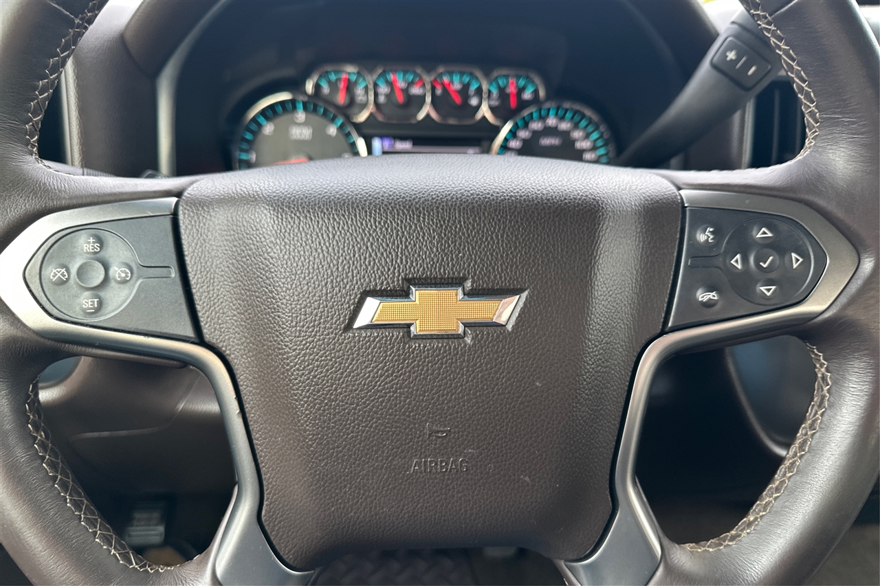 Chevrolet Silverado 1500 1LT Crew Cab 2WD 2017