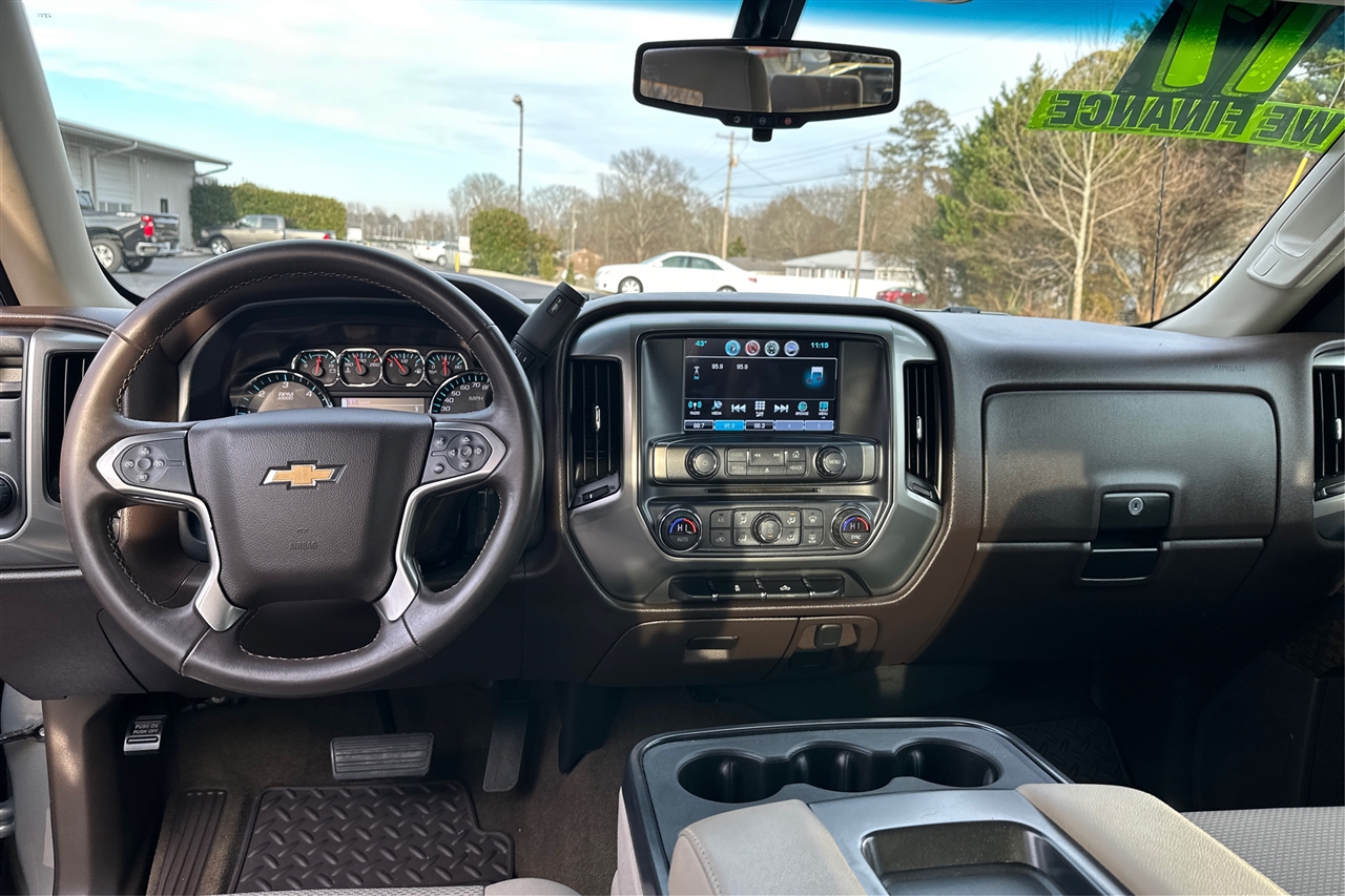 Chevrolet Silverado 1500 1LT Crew Cab 2WD 2017