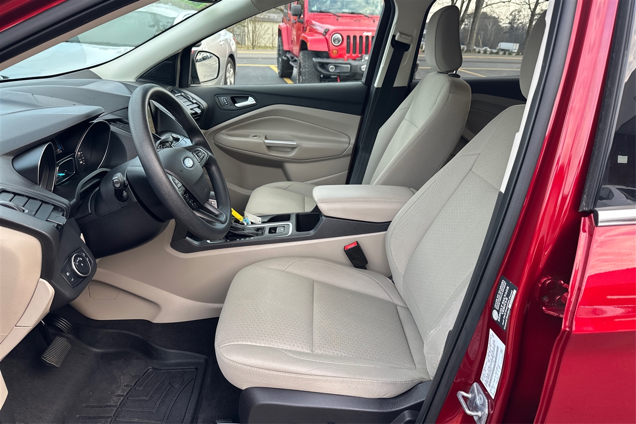 Ford Escape SE 4D SUV FWD 2019