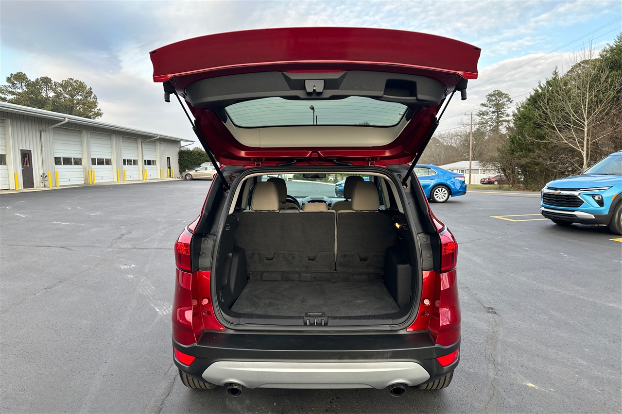 Ford Escape SE 4D SUV FWD 2019