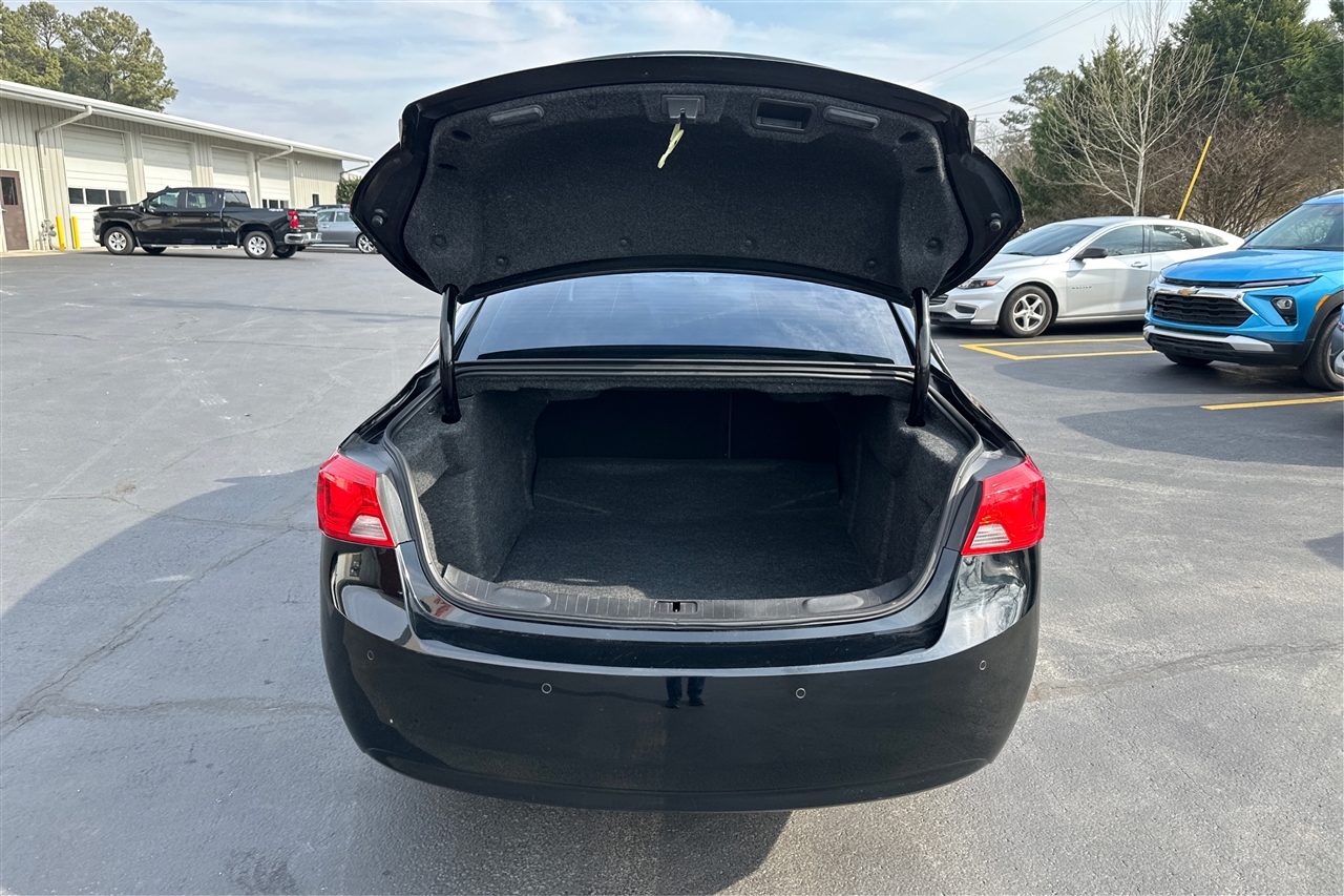 Chevrolet Impala LT 4D Sedan 2017