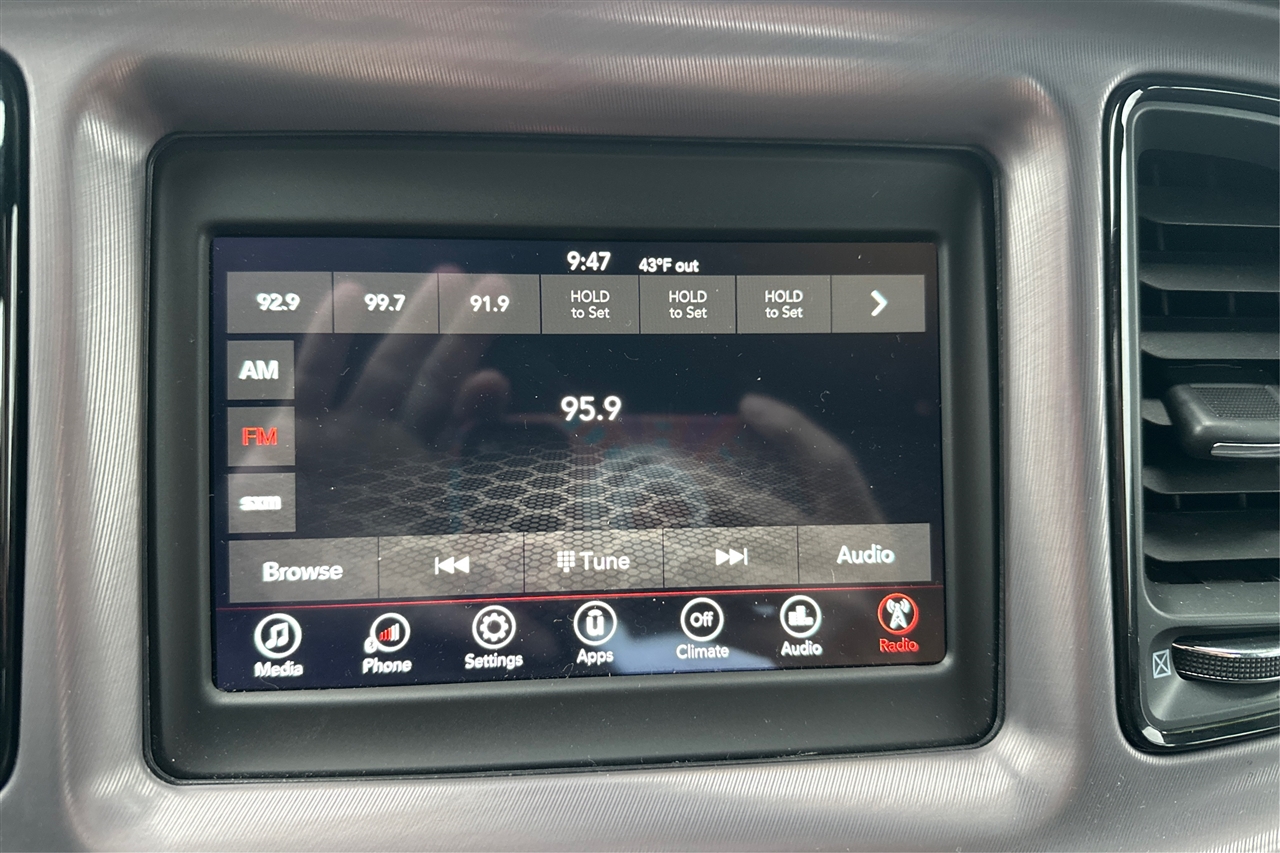 Dodge Challenger SXT 2D Coupe 2023