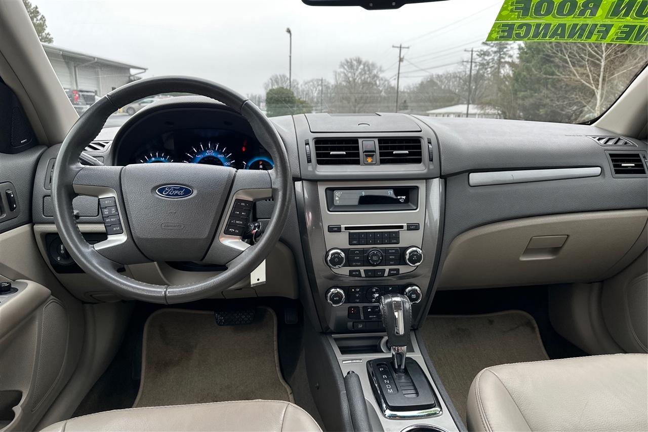 Ford Fusion SEL 4D Sedan 2012