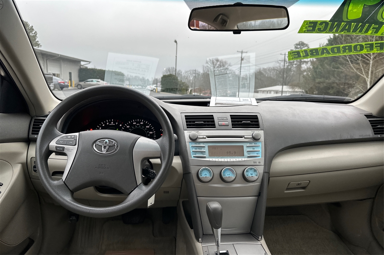 Toyota Camry Base 4D Sedan 2009