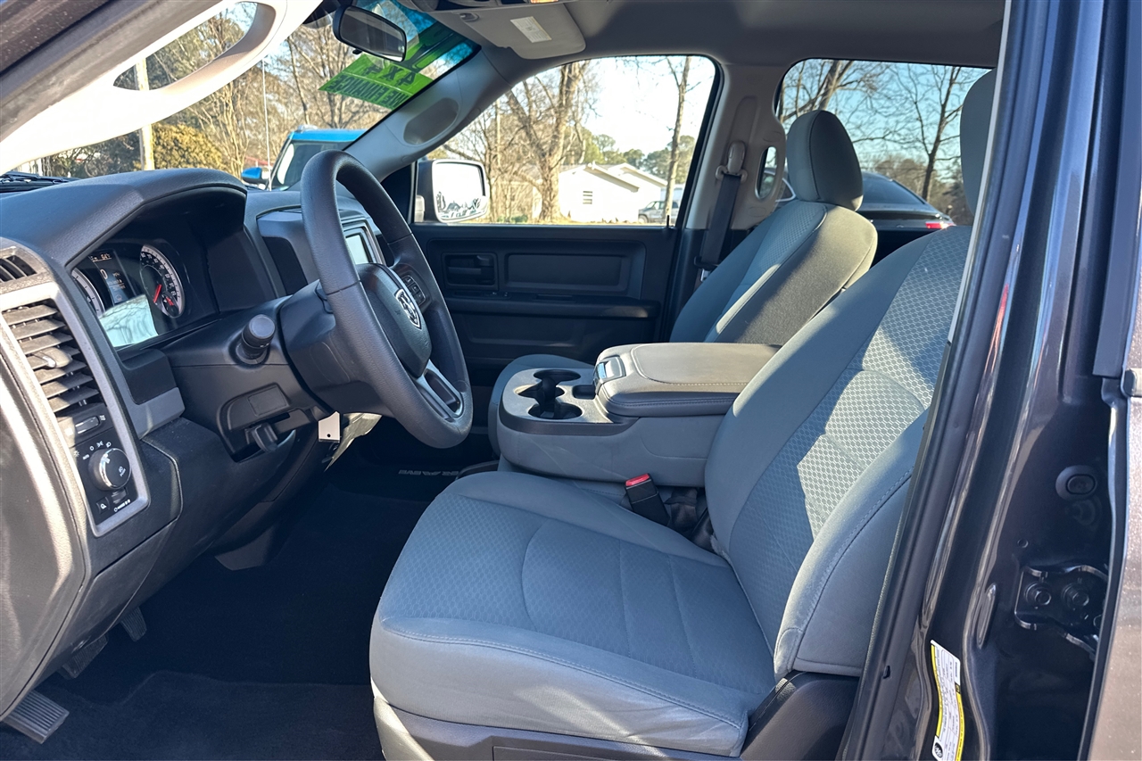 RAM 1500 DS Tradesman Crew Cab 4WD SWB 2019