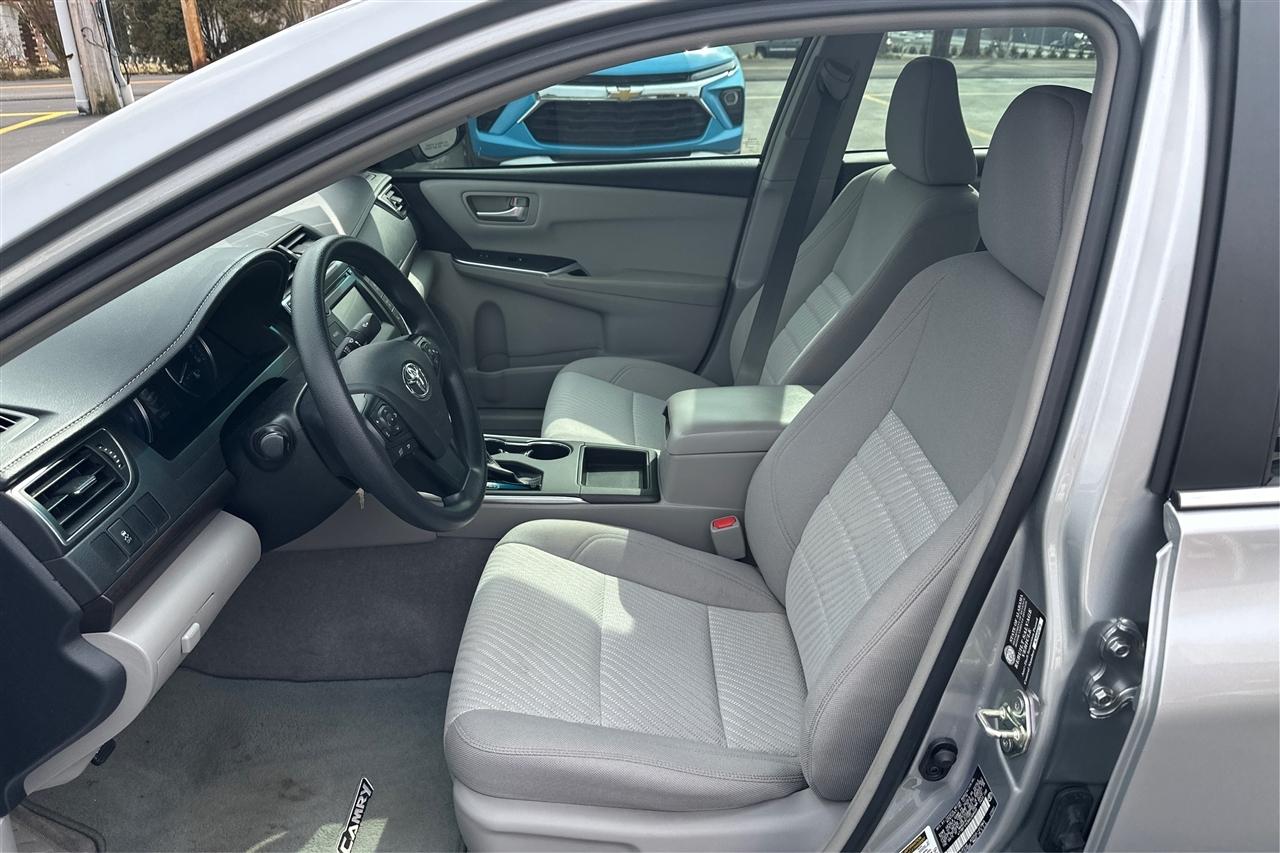 Toyota Camry LE 4D Sedan 2017