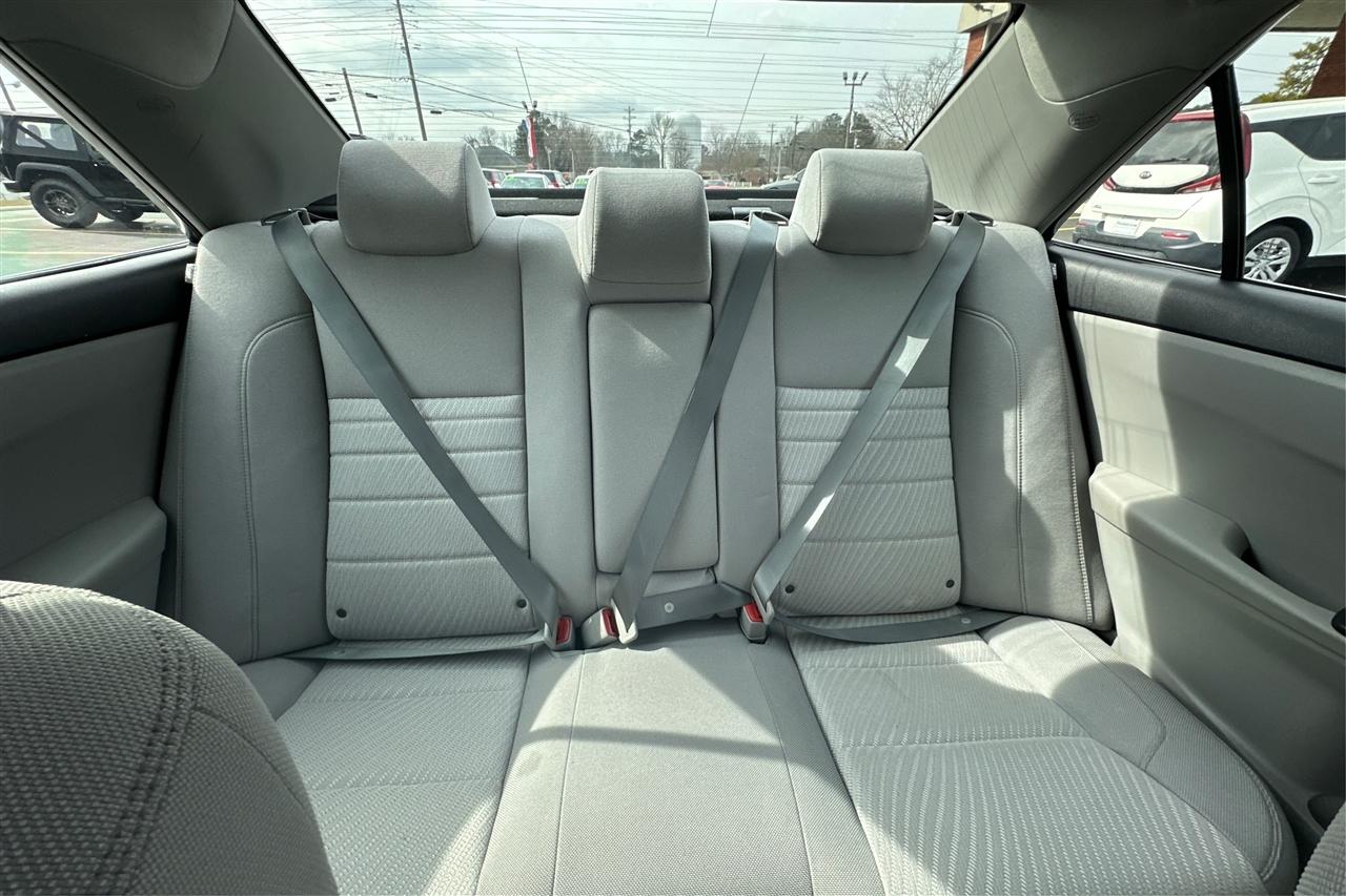 Toyota Camry LE 4D Sedan 2017