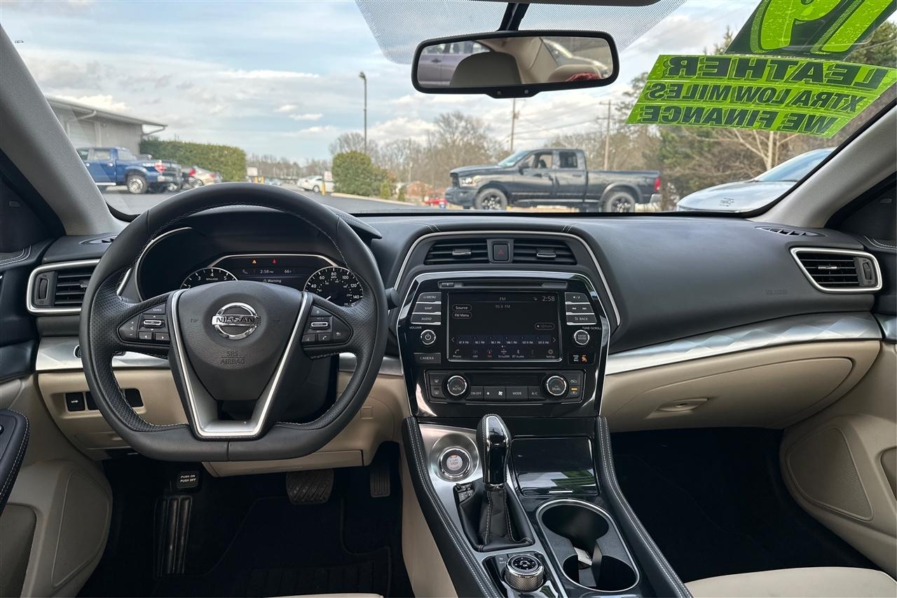 Nissan Maxima SV 4D Sedan 2019