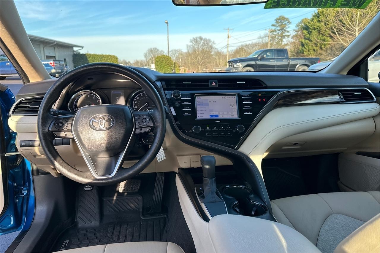 Toyota Camry LE 4D Sedan 2020