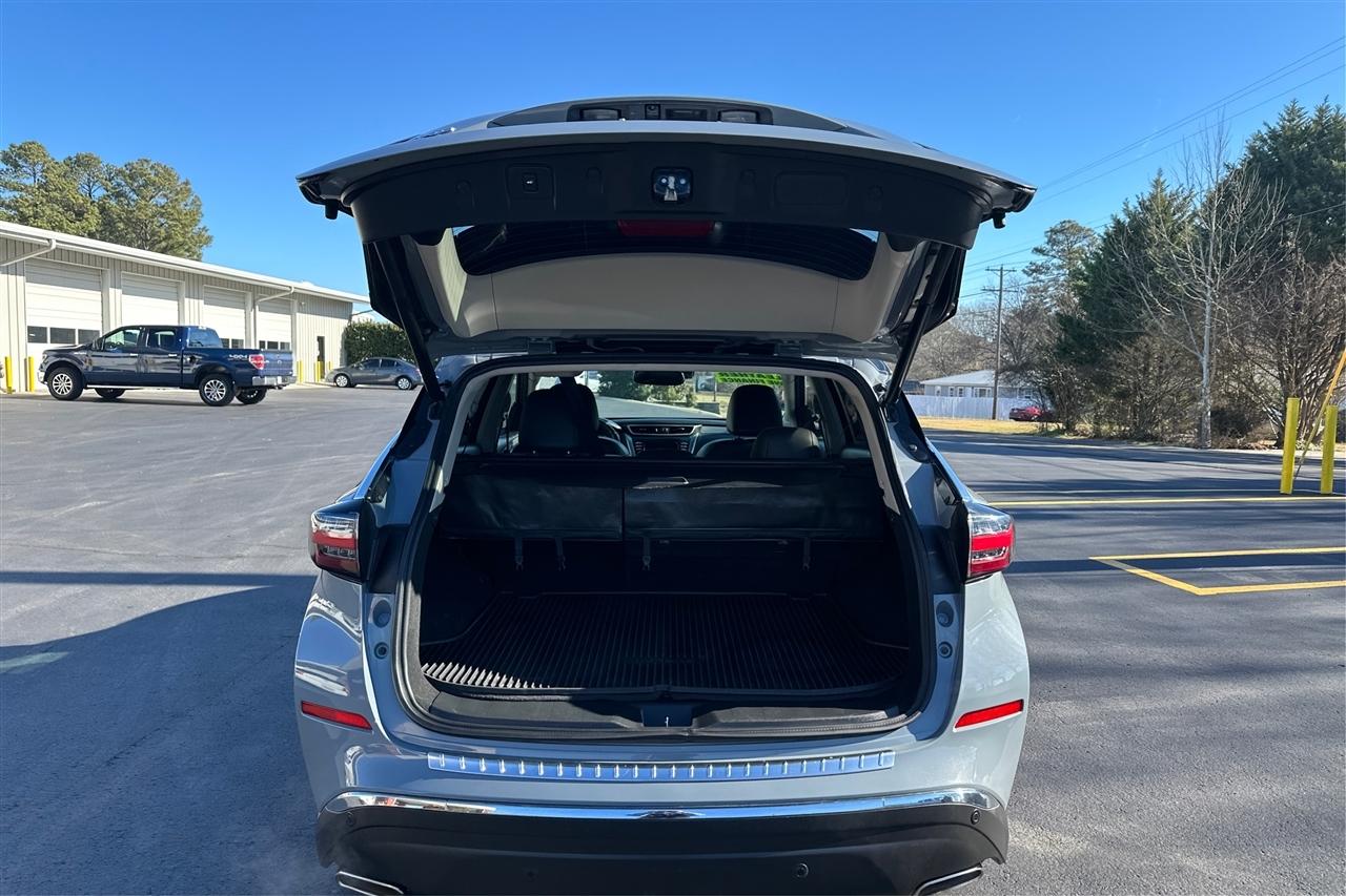 Nissan Murano SL 4D SUV FWD 2023