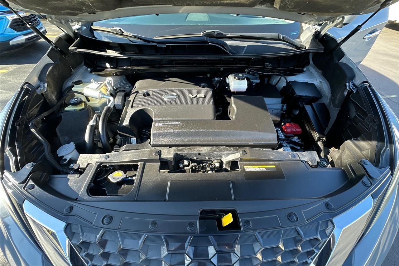 Nissan Murano SL 4D SUV FWD 2023