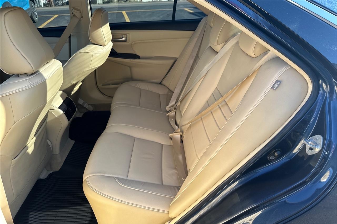 Toyota Camry XLE 4D Sedan 2017