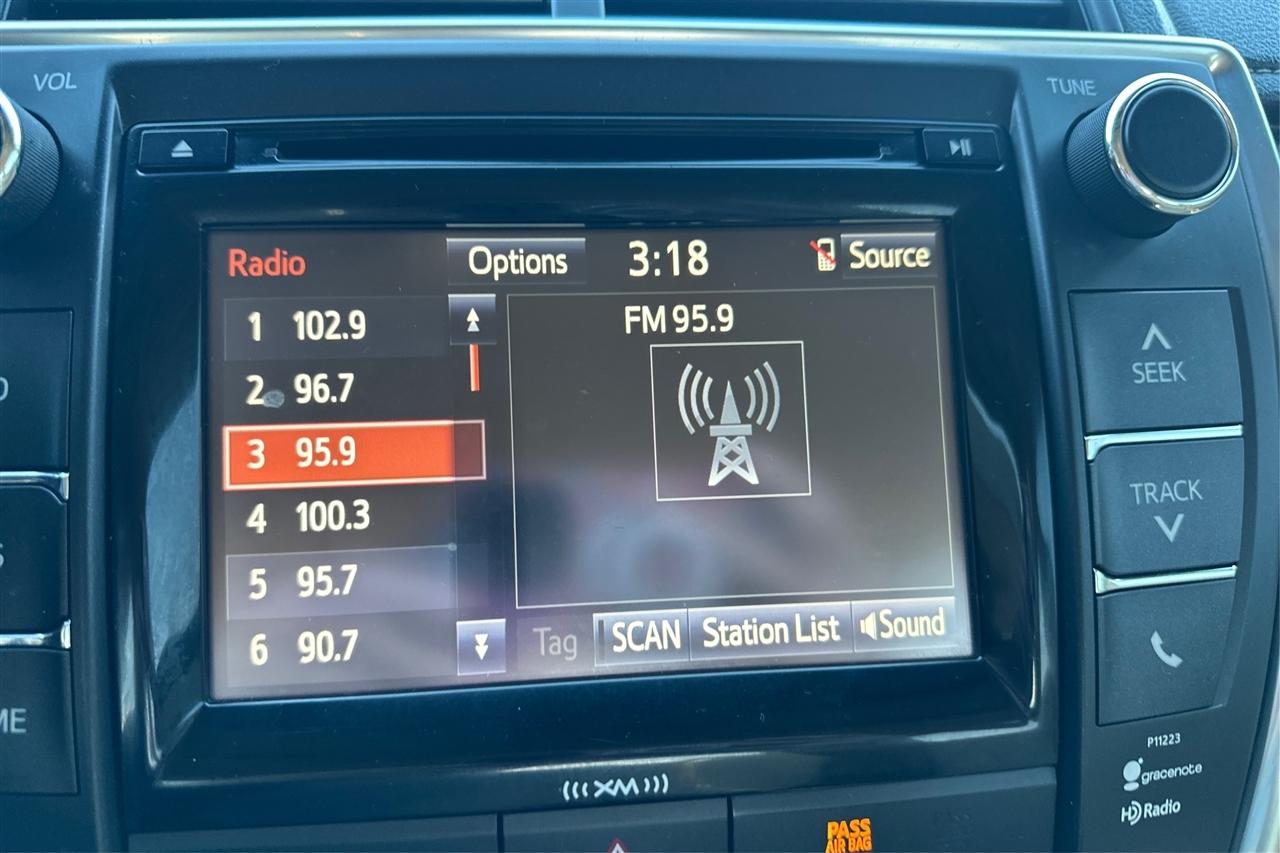 Toyota Camry XLE 4D Sedan 2017